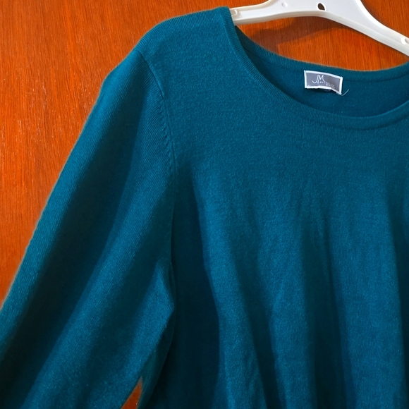 JM Collection Woman Sweater - Picture 3 of 5